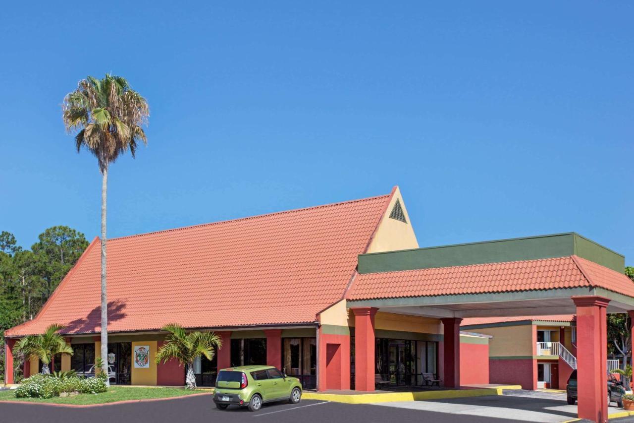 Days Inn By Wyndham Cocoa Cruiseport West At I-95/524 Eksteriør billede