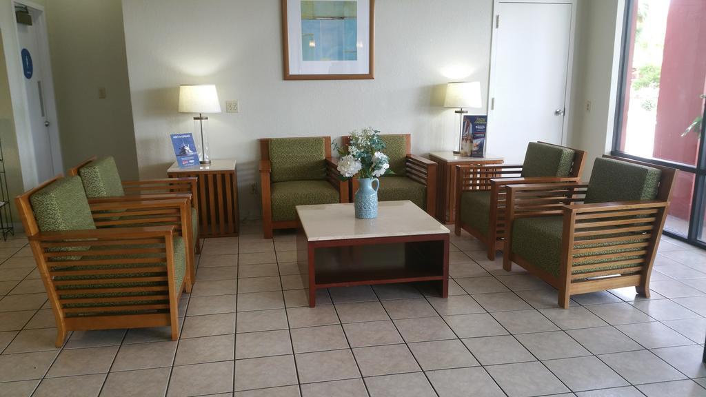 Days Inn By Wyndham Cocoa Cruiseport West At I-95/524 Eksteriør billede